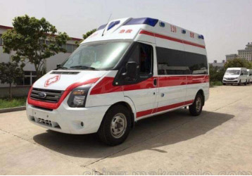 新龙县救护车租赁