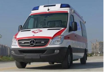 新龙县救护车租赁